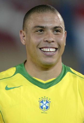 更是青年崛 更是青年崛